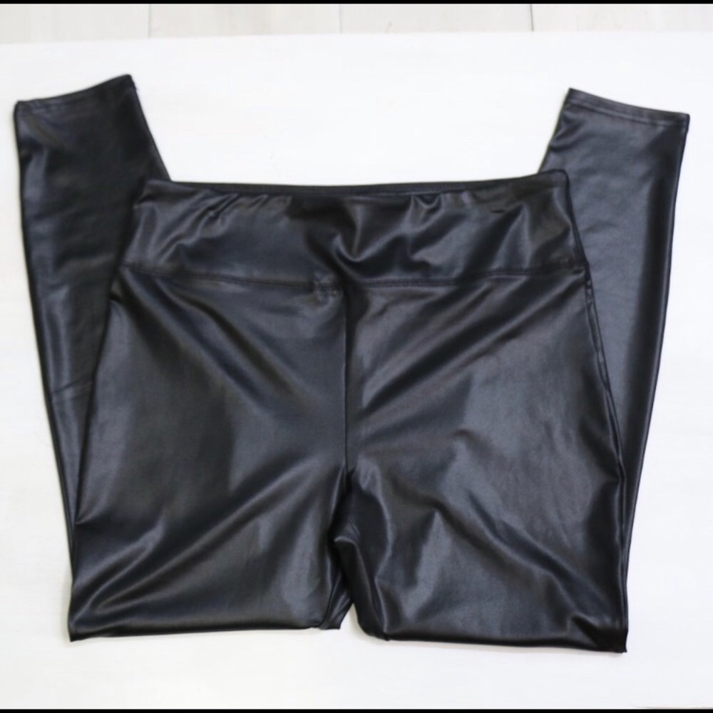 NWOT Wild fable High-Rise Leggings